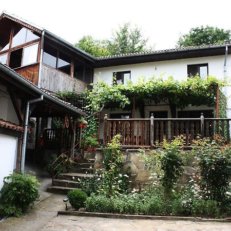 Hikers Hostel Veliko Tŭrnovo Exterior foto
