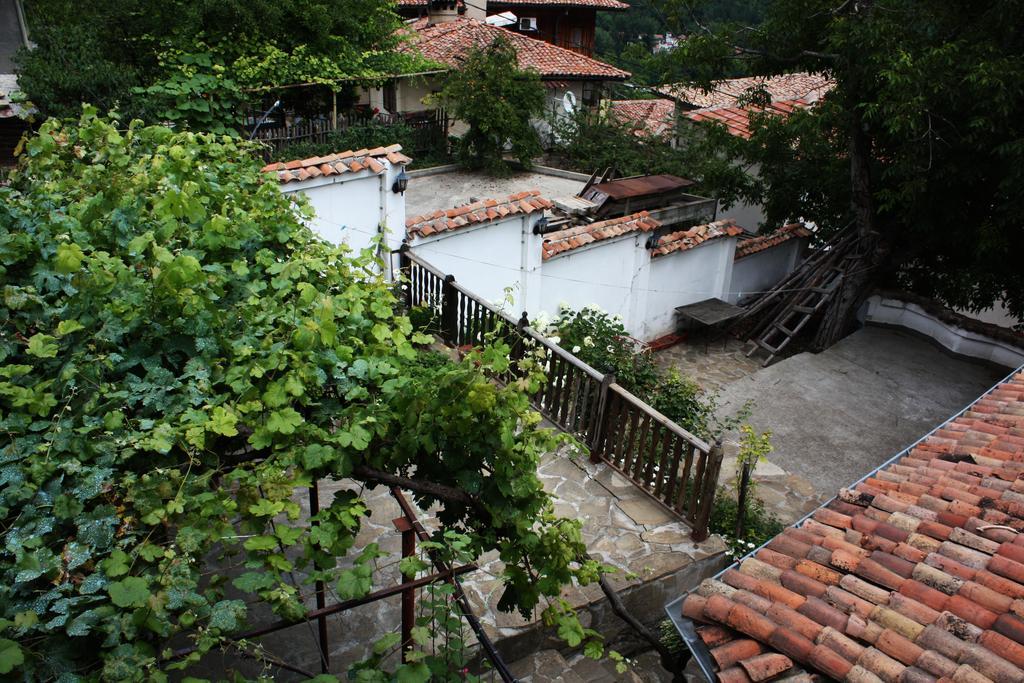 Hikers Hostel Veliko Tŭrnovo Exterior foto