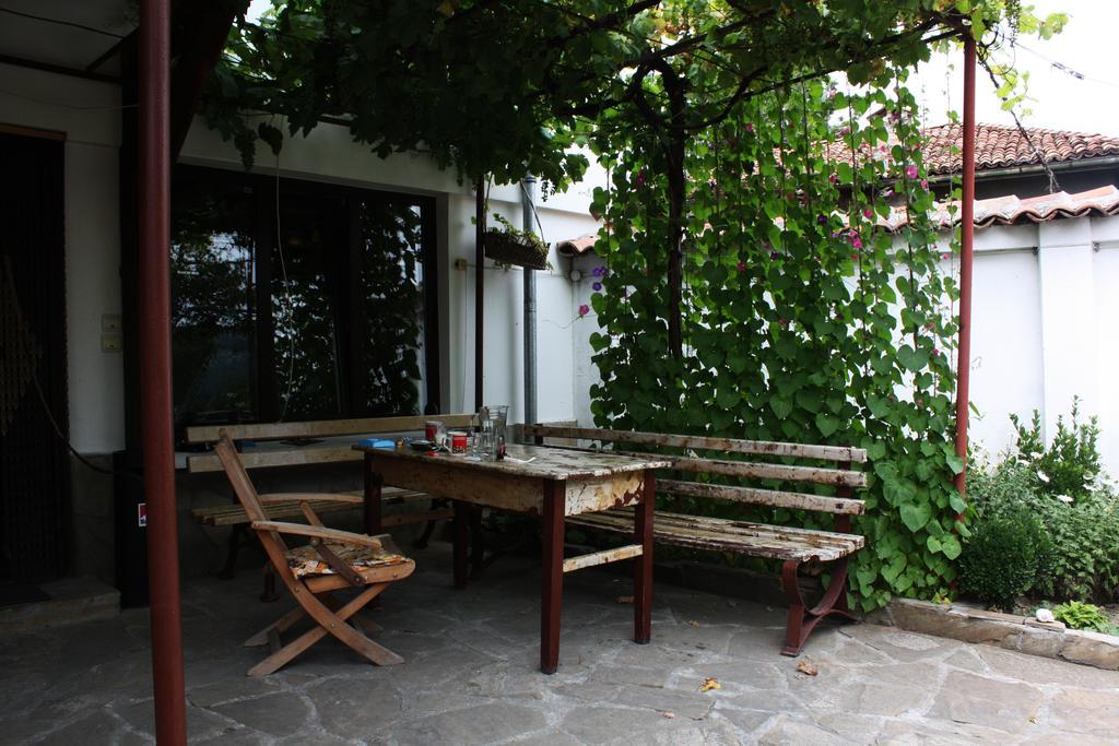 Hikers Hostel Veliko Tŭrnovo Exterior foto